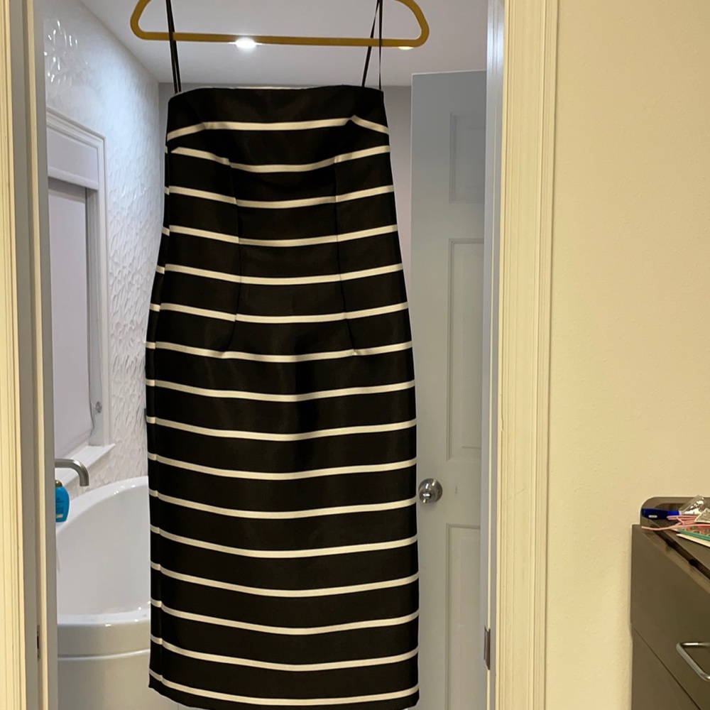 Strapless Striped midi dress